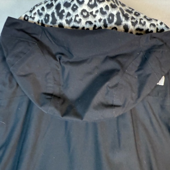 The North Face Black Trench Coat - Picture 10 of 12